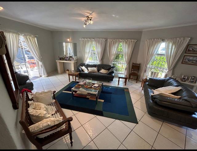 4 BEDROOM HOUSE FOR SALE IN WAVECREST